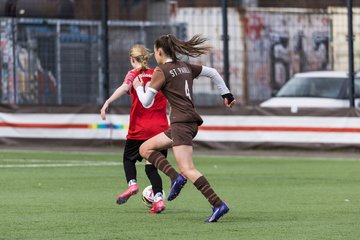 Bild 44 - wBJ FC St. Pauli - Walddoerfer SV : Ergebnis: 3:4